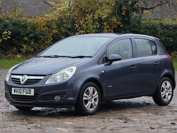 Vauxhall - Corsa