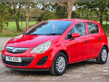 Used Vauxhall Corsa 2011 for sale - 76197252: Photo 3