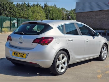 Used Vauxhall Astra 2011 for sale - 79219937: Photo
