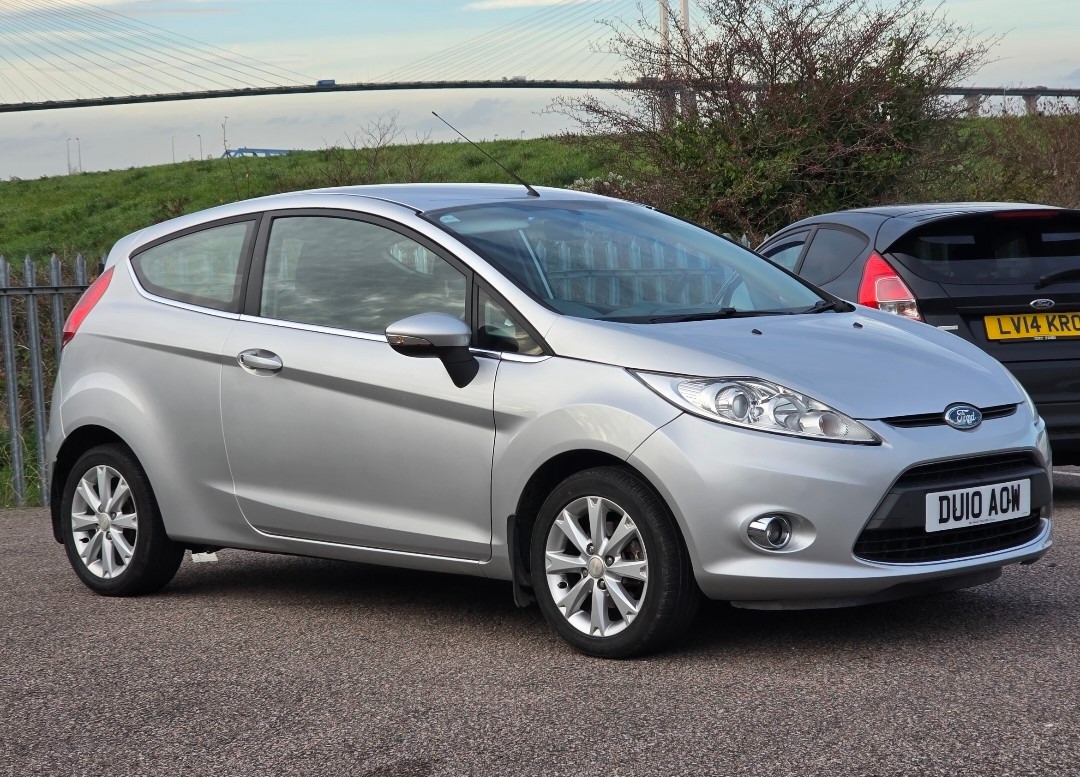 Used Ford Fiesta 2010 for sale - 76567827: Photo 2
