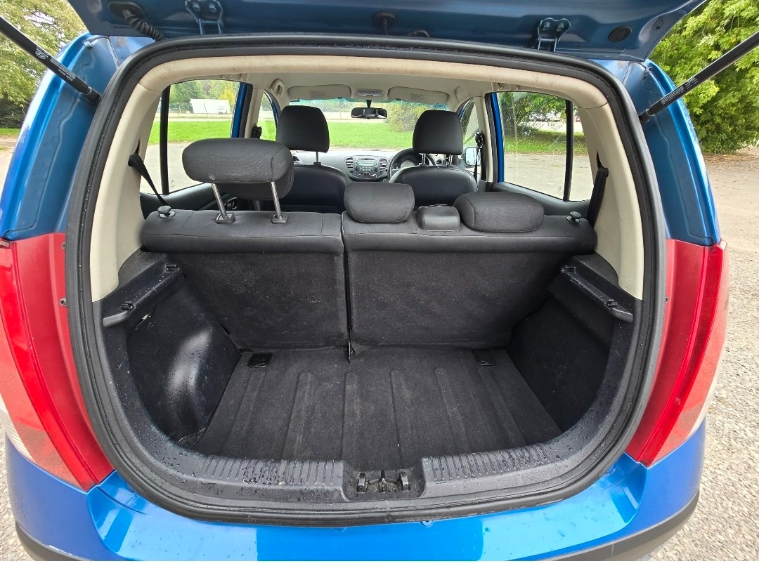 Used Hyundai i10 2010 for sale - 76130972: Photo 11