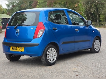 2010 - 1.2 Classic 5DR. LONG MOT. SERVICE HISTORY. 3 OWNERS. AIR-CONDITION