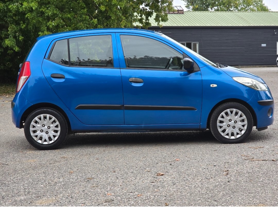 Used Hyundai i10 2010 for sale - 76130972: Photo 4