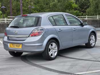 2010 - 1.8i 16V Club 5dr Automatic. LONG MOT. SERVICE HISTORY. 1 OWNER.