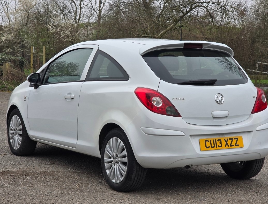 Used Vauxhall Corsa 2013 for sale - 77775098: Photo 2