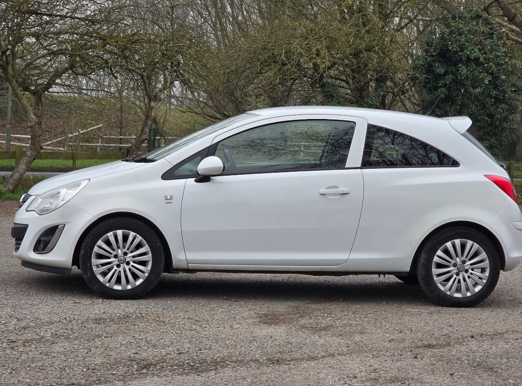 Used Vauxhall Corsa 2013 for sale - 77775098: Photo 5