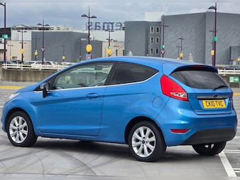 Used Ford Fiesta 2010 for sale - 78499949: Photo