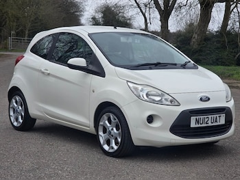 2012 - 1.2 Edge 3dr [Start Stop]. MOT FEBRUARY 2027. SERVICE HISTORY. 4 OWNERS. AC