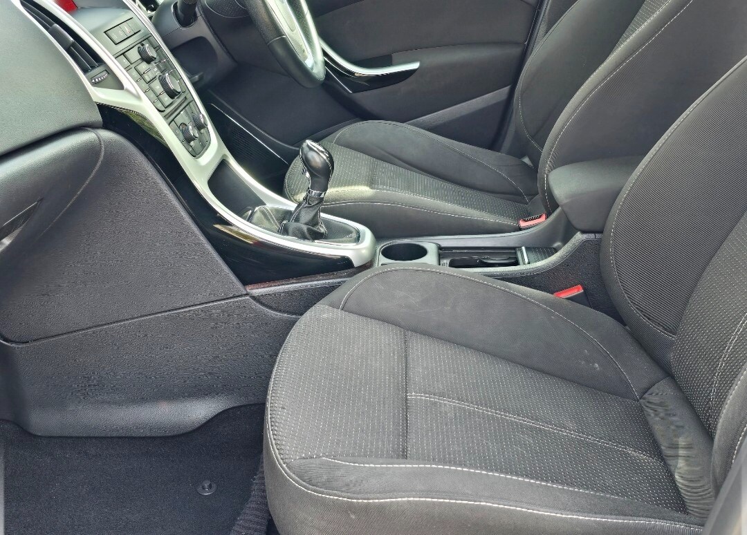 Used Vauxhall Astra 2012 for sale - 78202252: Photo 10