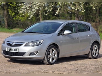 Used Vauxhall Astra 2012 for sale - 78202252: Photo