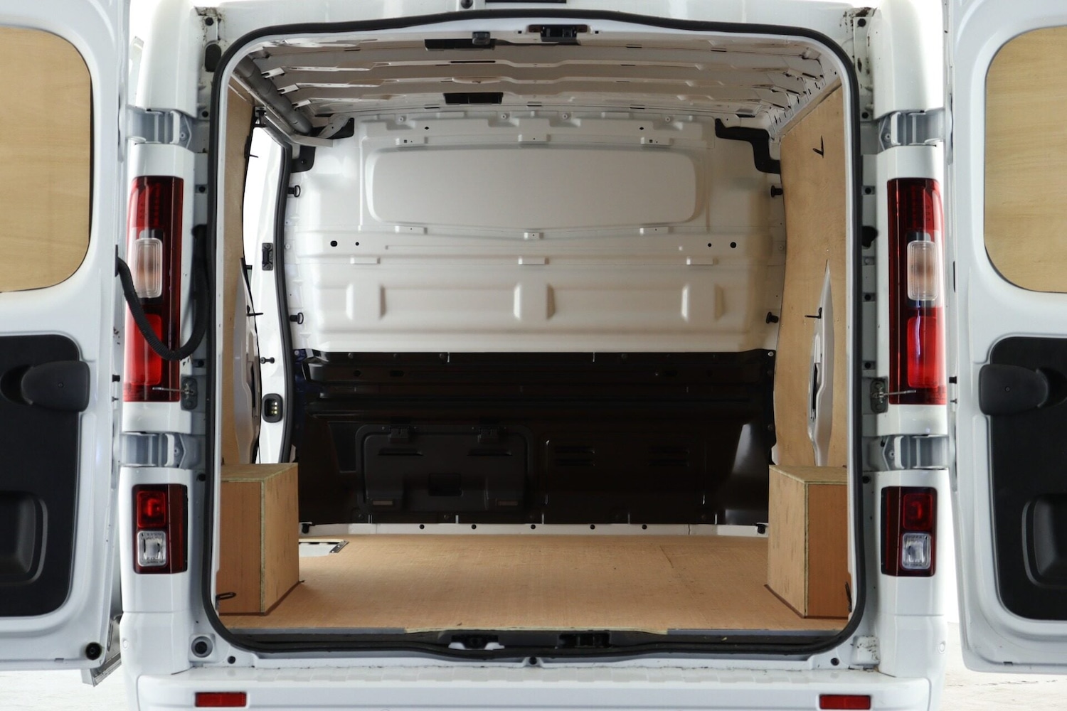 Used Renault Trafic 2025 for sale - 77702002: Photo 3