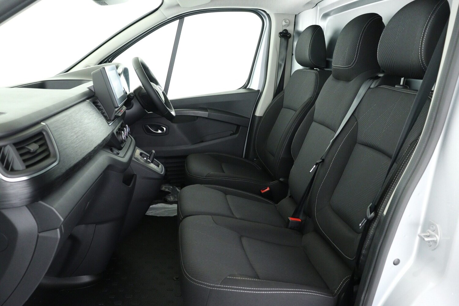 Used Renault Trafic 2025 for sale - 76267828: Photo 11