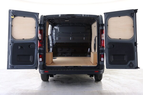 Used Renault Trafic 2025 for sale - 76102701: Photo 2