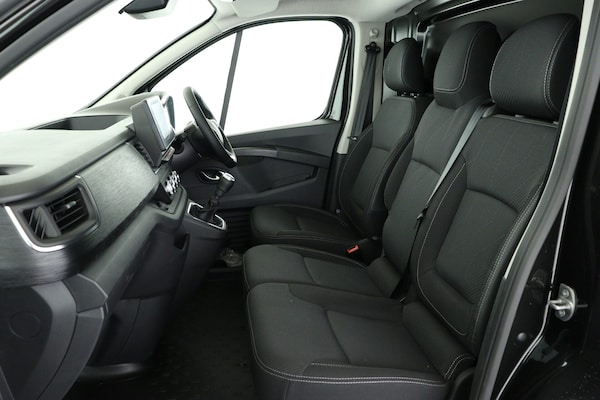 Used Renault Trafic 2025 for sale - 76102698: Photo 11