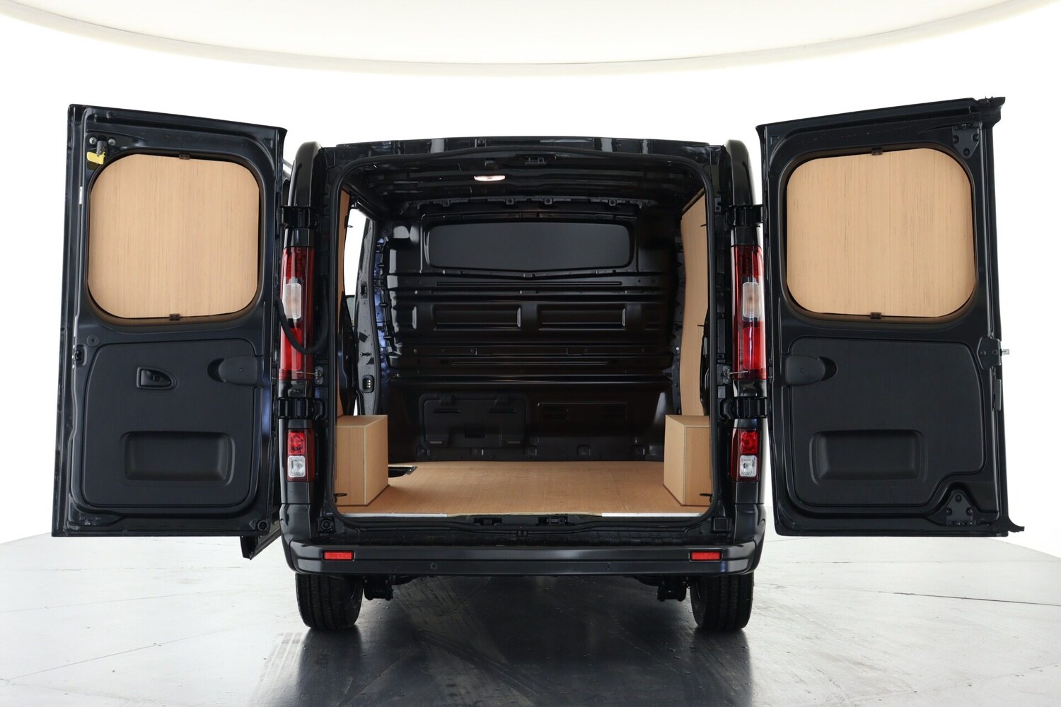 Used Renault Trafic 2025 for sale - 76102698: Photo 2