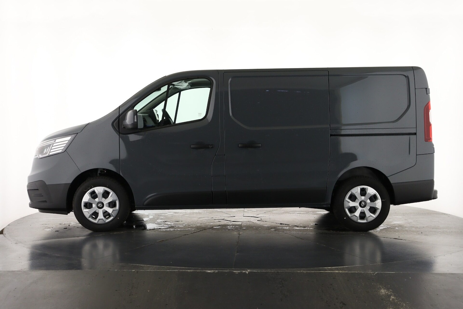 Used Renault Trafic 2025 for sale - 76476853: Photo 8