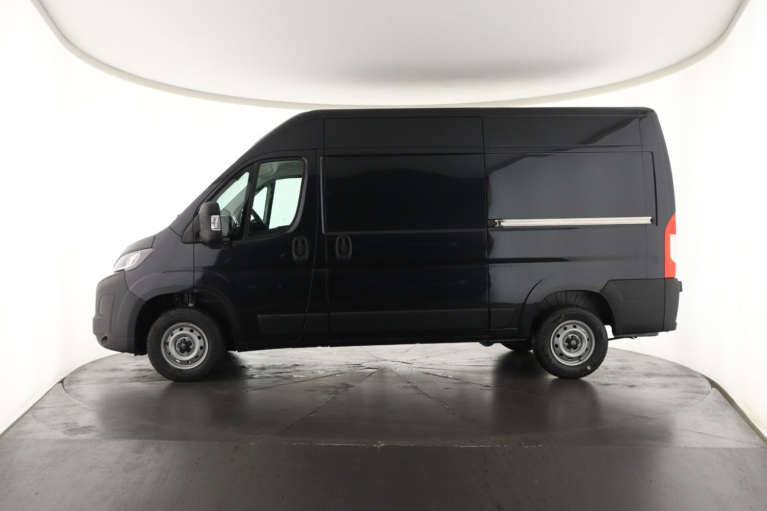 Used Peugeot Boxer 2025 for sale - 76508937: Photo 9