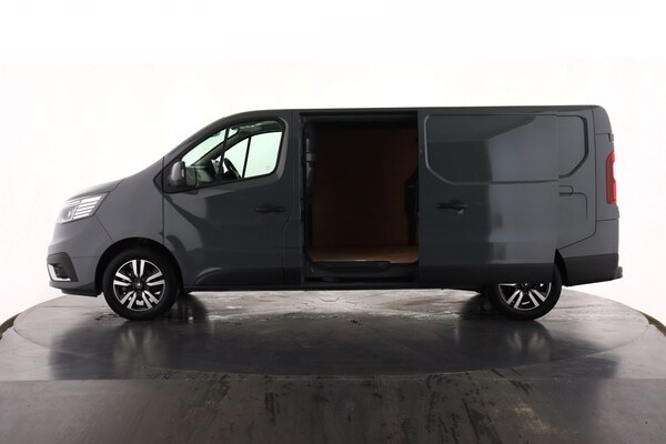Used Renault Trafic 2025 for sale - 76102678: Photo 9