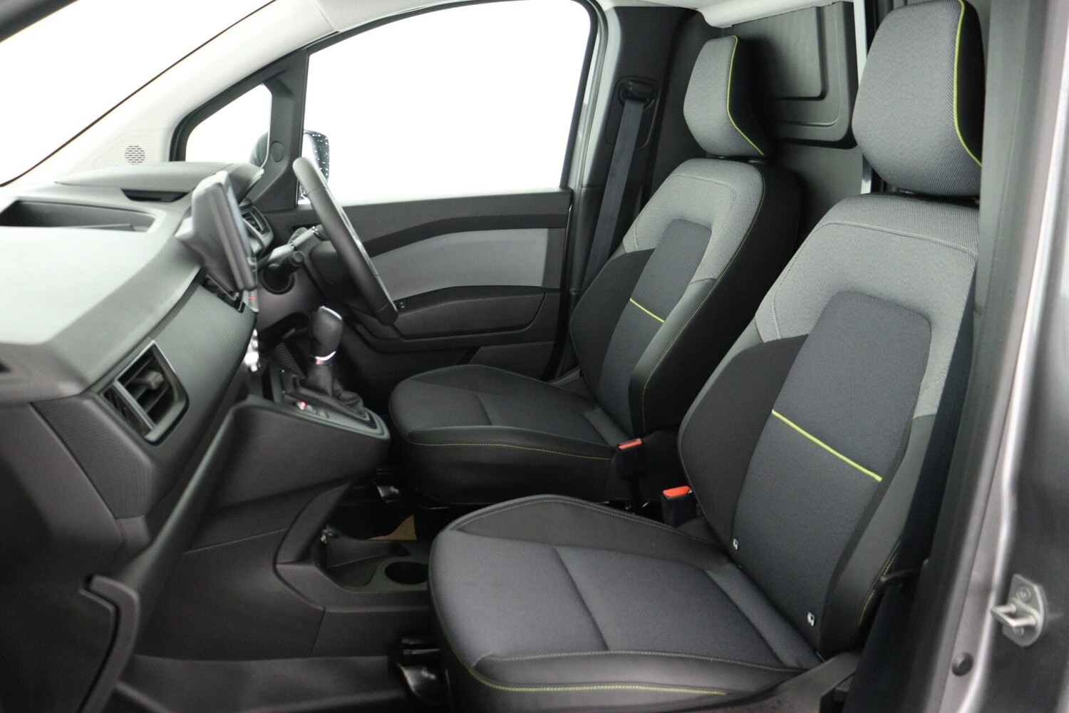 Used Renault Kangoo 2025 for sale - 77112975: Photo 10