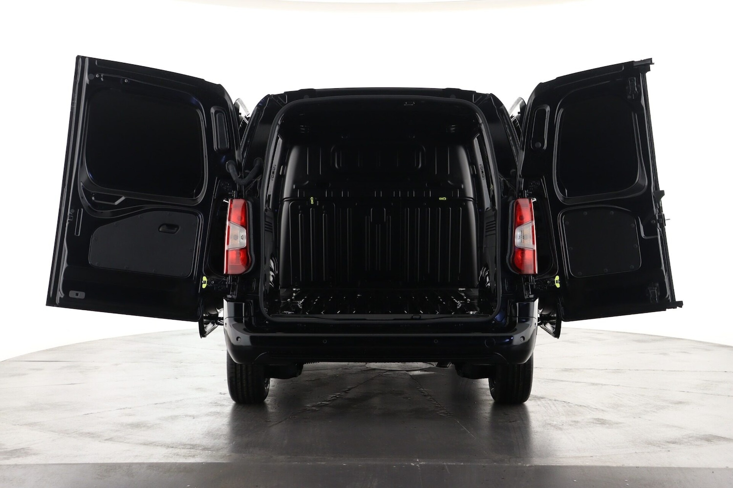 Used Peugeot Partner 2025 for sale - 76508905: Photo 2