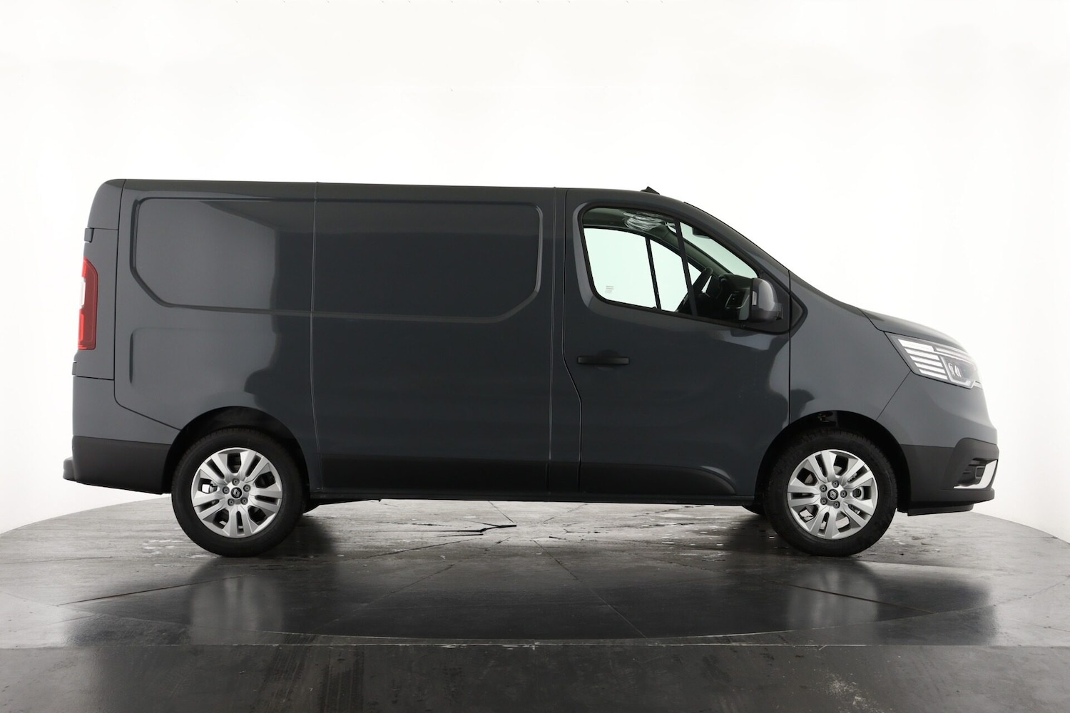 Used Renault Trafic 2025 for sale - 76492269: Photo 5