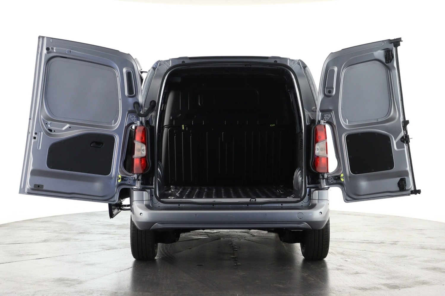 Used Peugeot Partner 2026 for sale - 78168372: Photo 2