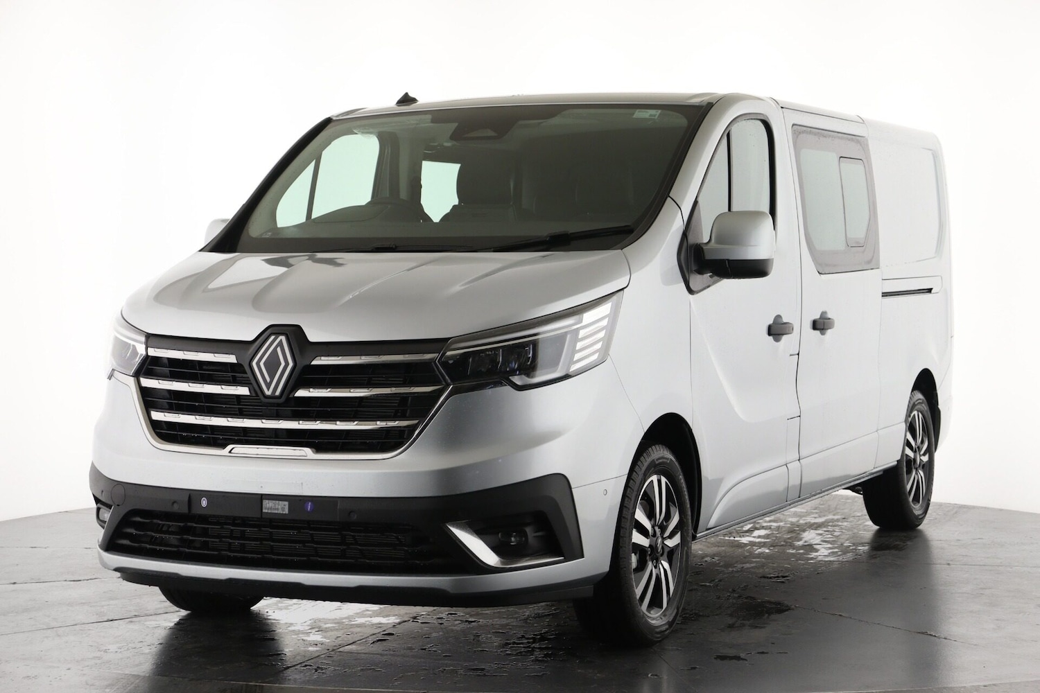 Used Renault Trafic 2025 for sale - 76904469: Photo 6