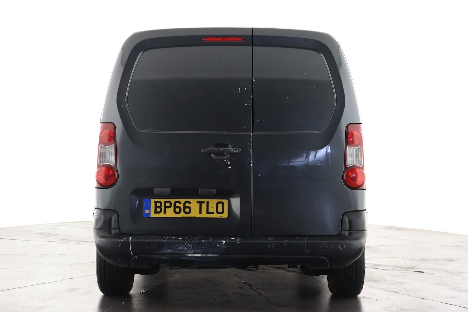 Used Citroen Berlingo 2016 for sale - 76542949: Photo 2