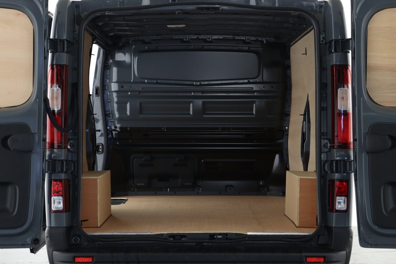 Used Renault Trafic 2025 for sale - 76476838: Photo 3