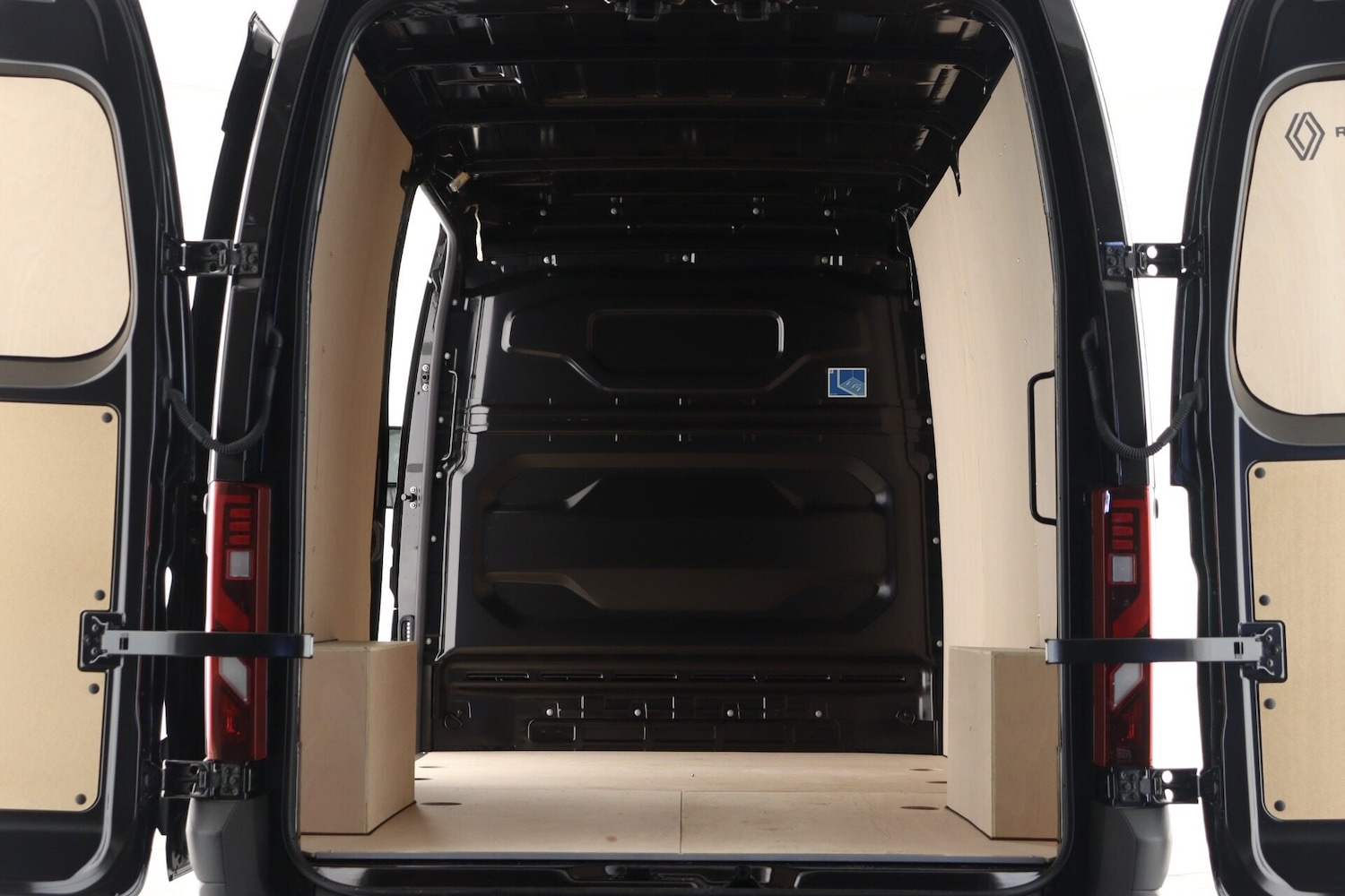 Used Renault Master 2025 for sale - 77327327: Photo 3