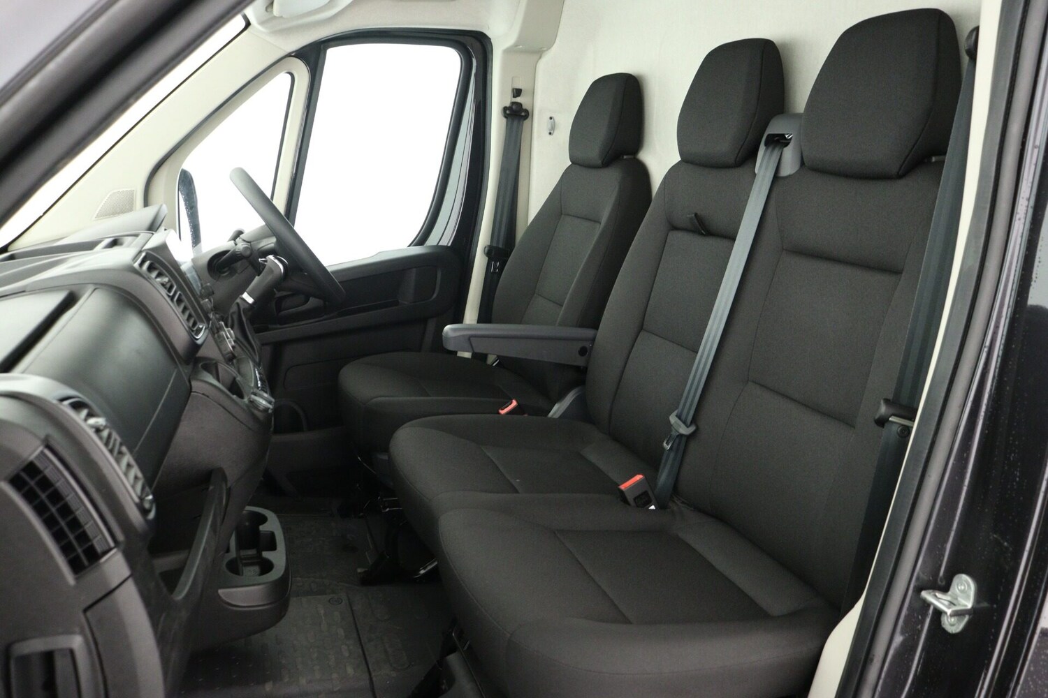 Used Citroen Relay 2025 for sale - 76979432: Photo 10