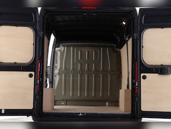 Used Citroen Relay 2025 for sale - 76979432: Photo