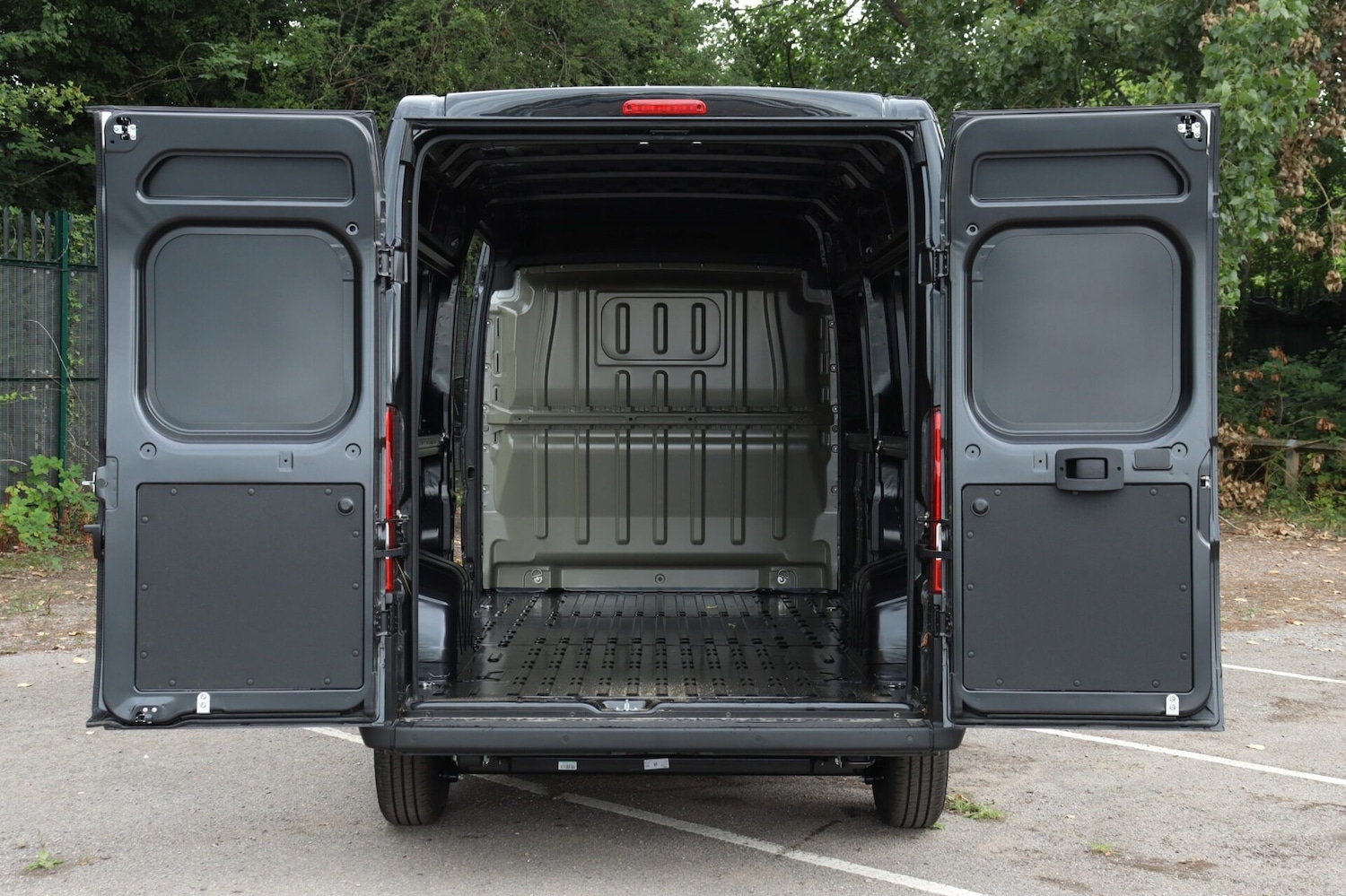 Used Peugeot Boxer 2025 for sale - 76450446: Photo 2