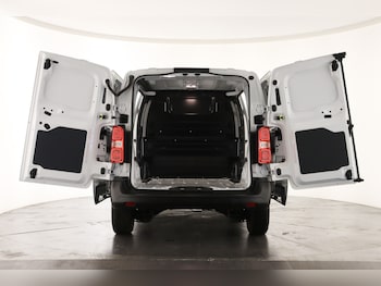 Used Vauxhall Vivaro 2023 for sale - 76922792: Photo