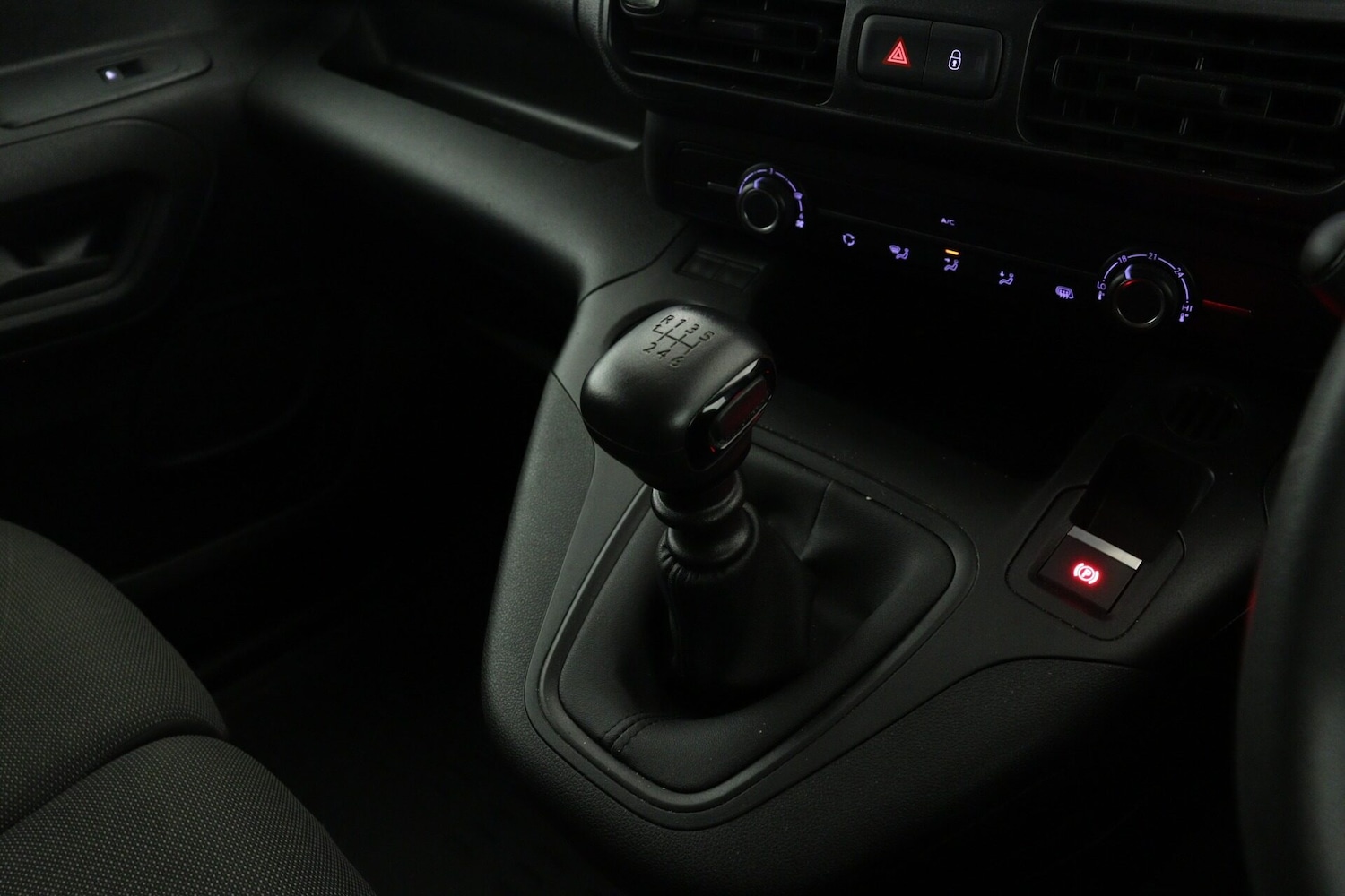 Used Peugeot Partner 2022 for sale - 77128988: Photo 16