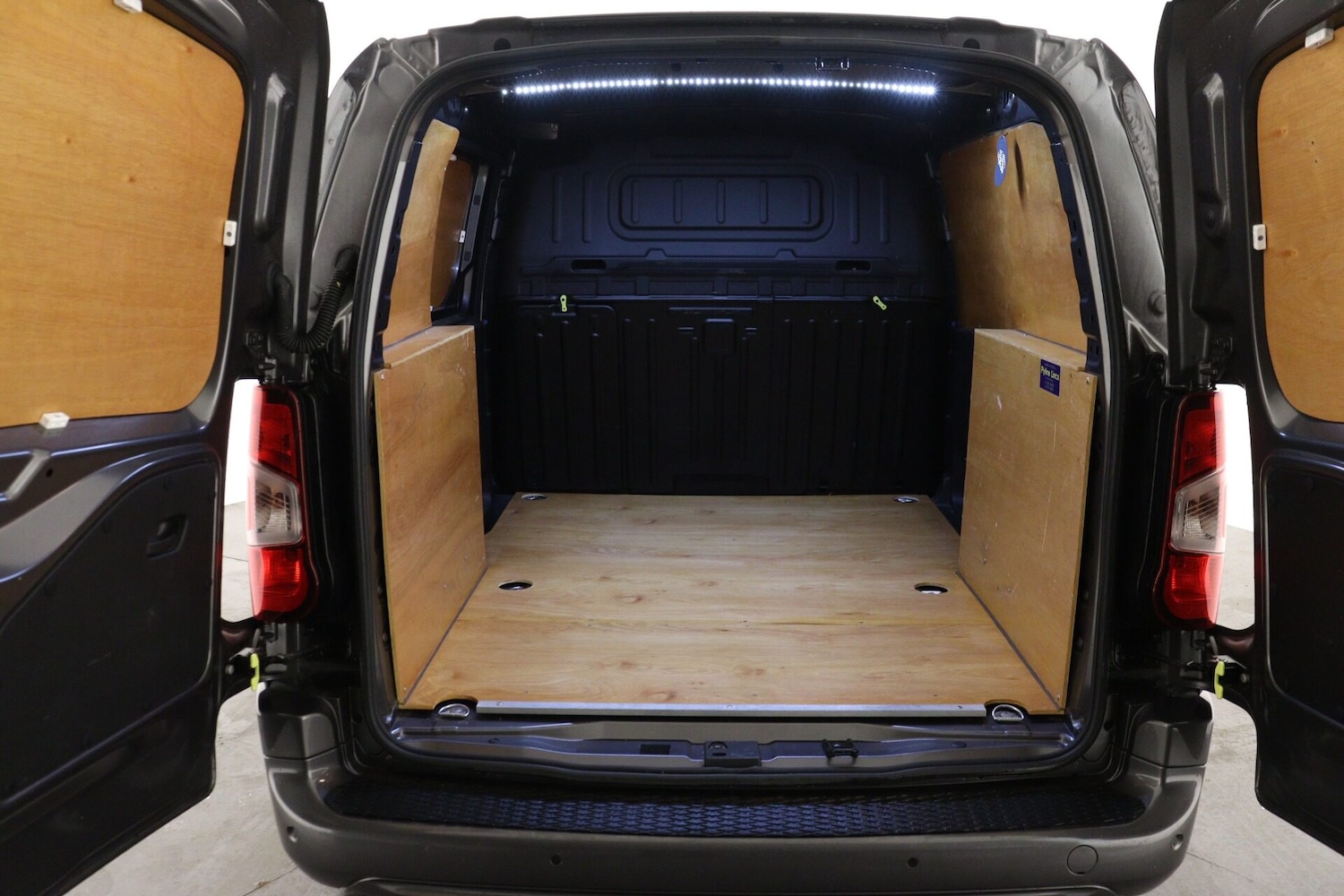 Used Peugeot Partner 2022 for sale - 77128988: Photo 3