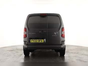 Used Peugeot Partner 2022 for sale - 77128988: Photo