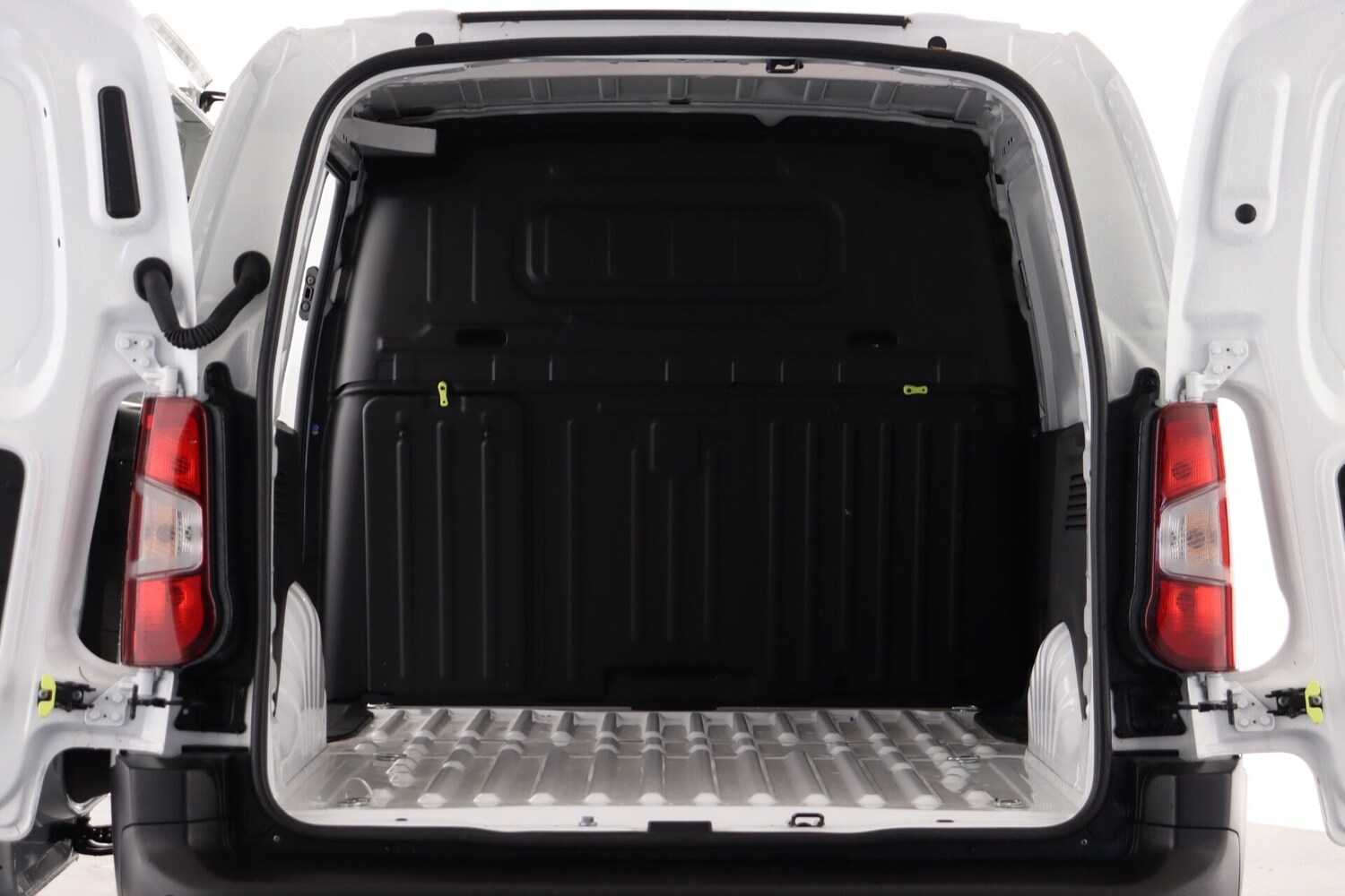 Used Citroen Berlingo 2023 for sale - 76381995: Photo 3