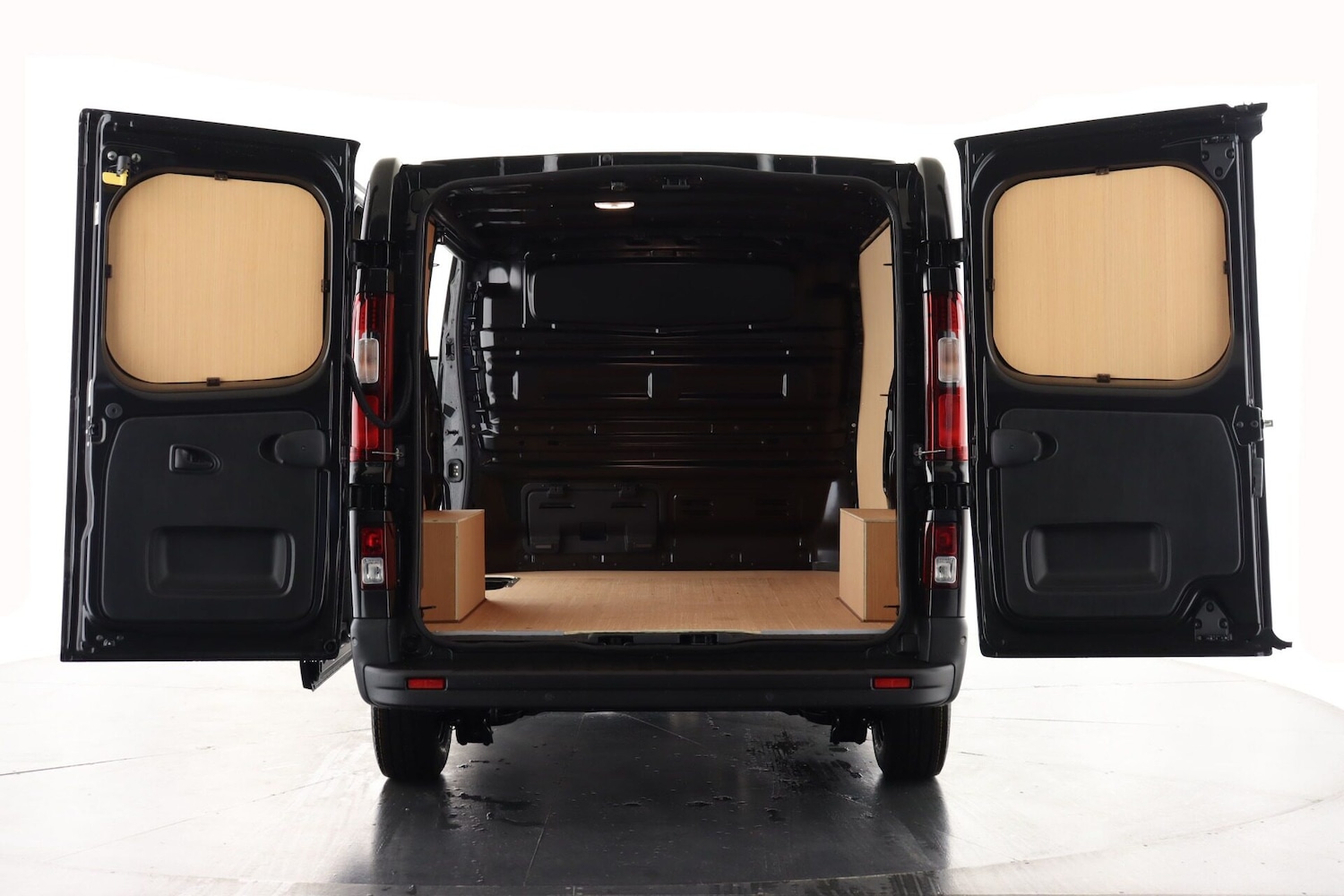 Used Renault Trafic 2025 for sale - 76346654: Photo 2