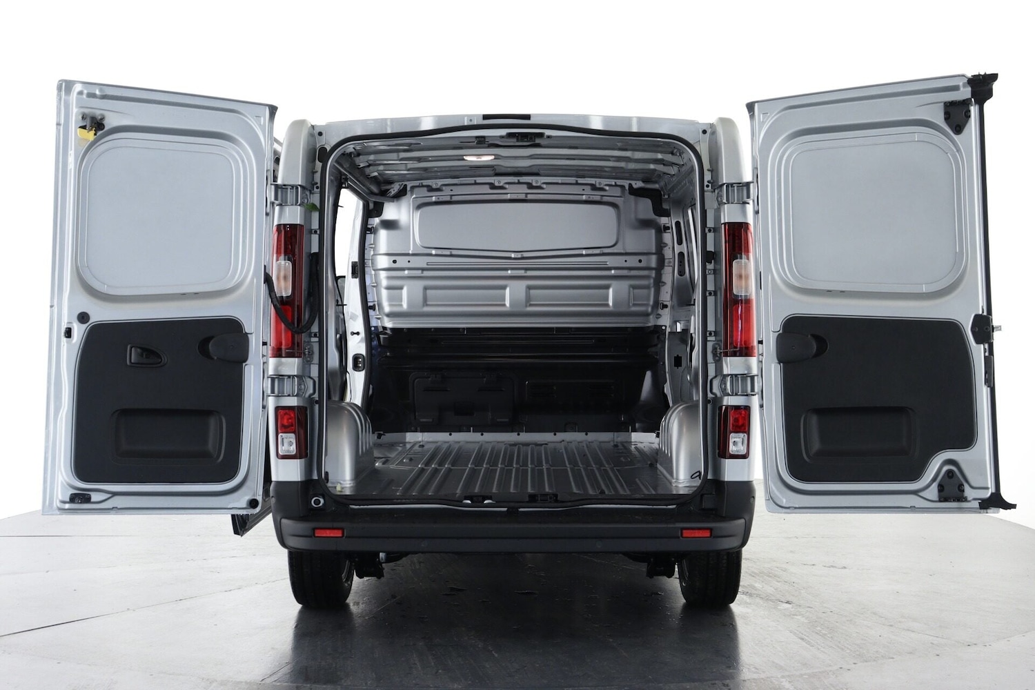 Used Renault Trafic 2026 for sale - 77873491: Photo 2