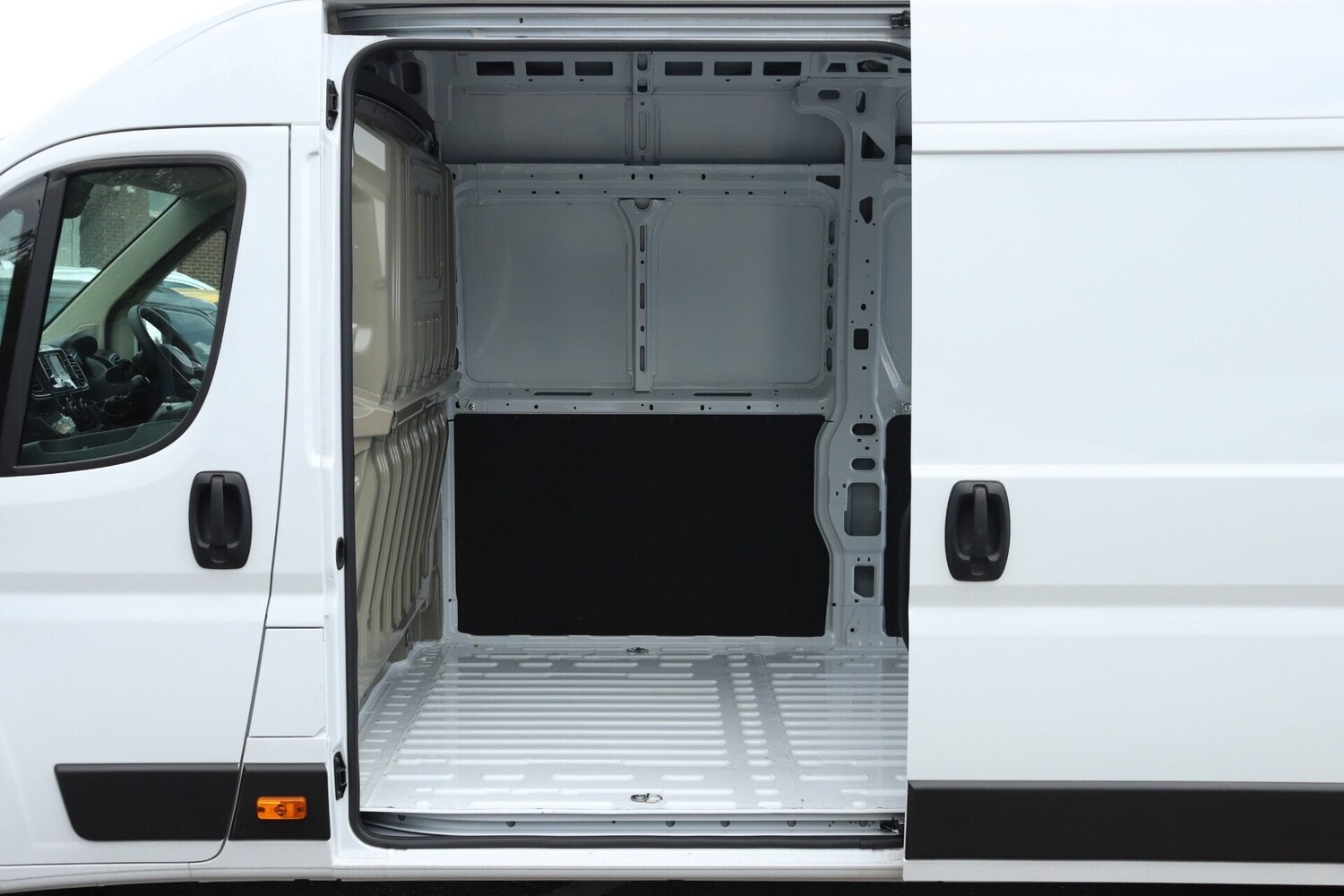 Used Peugeot Boxer 2025 for sale - 77747875: Photo 3