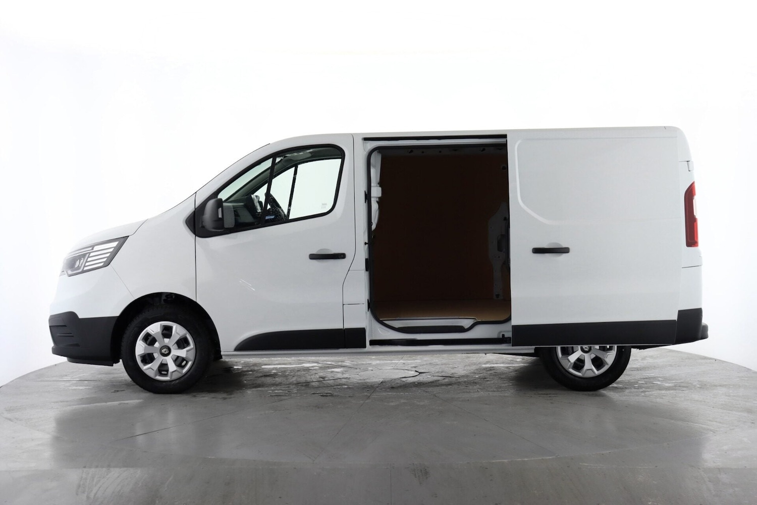 Used Renault Trafic 2025 for sale - 76649686: Photo 8