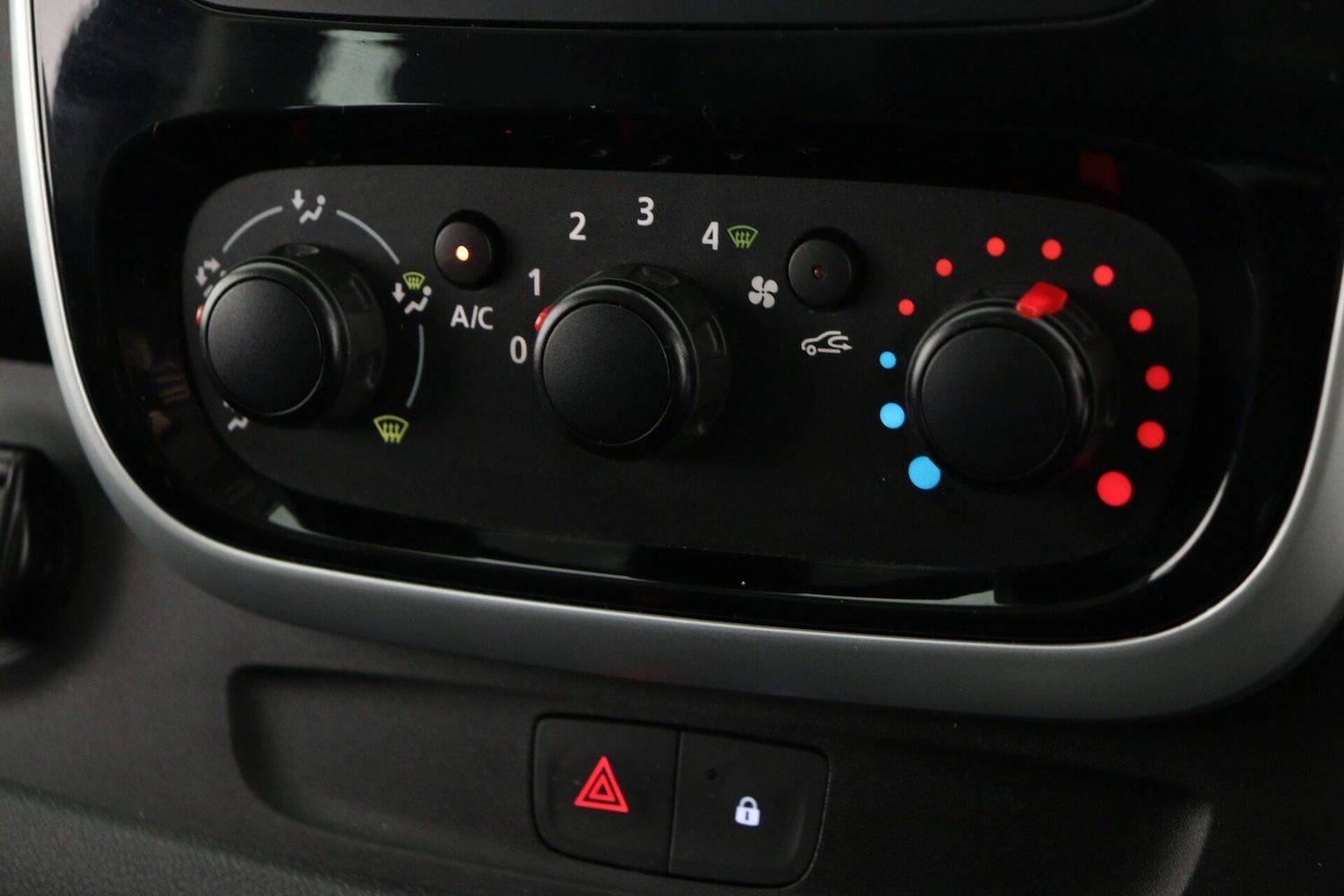 Used Renault Trafic 2019 for sale - 76478085: Photo 19