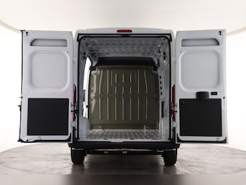 Used Peugeot Boxer 2025 for sale - 76476849: Photo