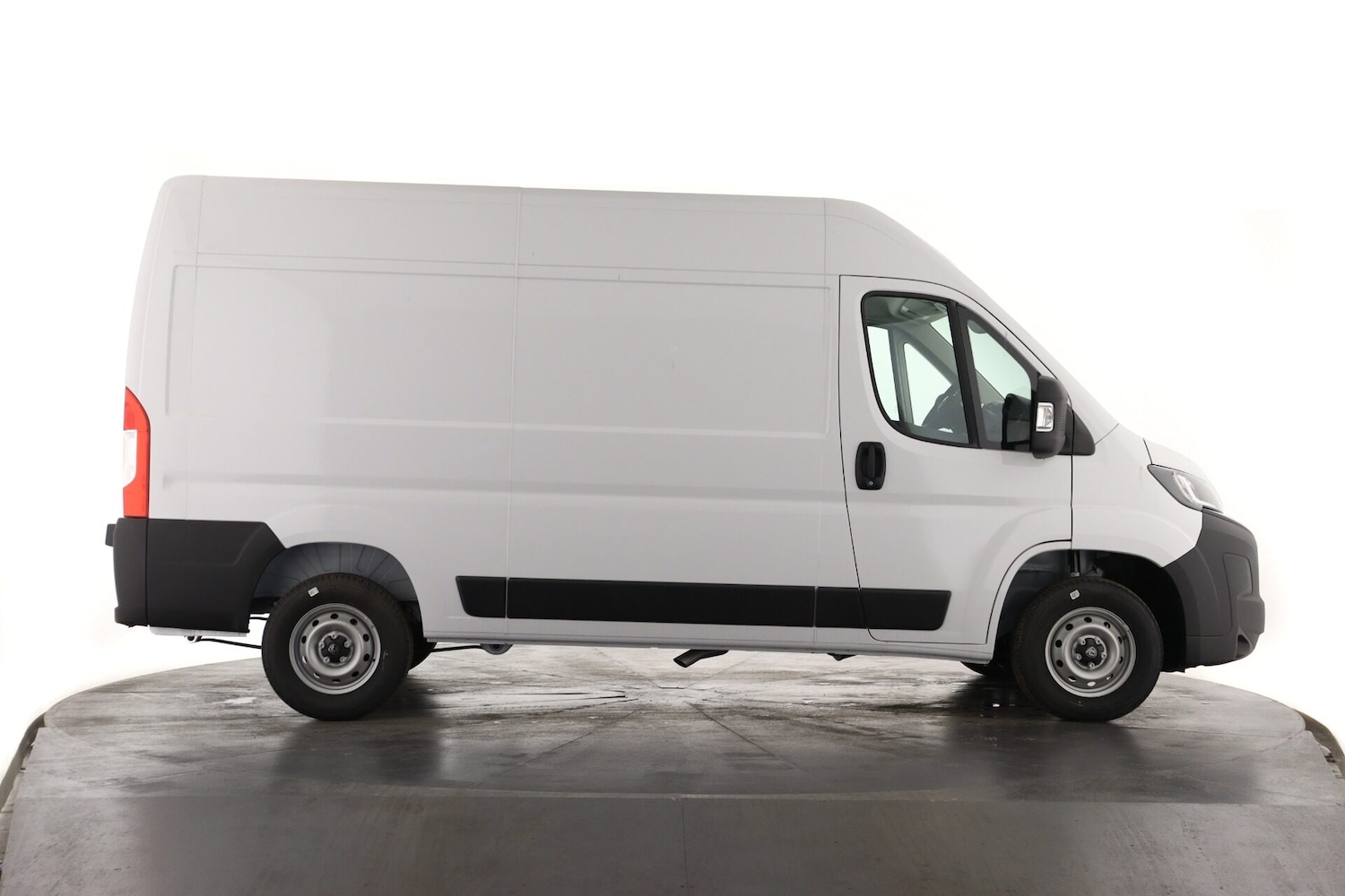 Used Peugeot Boxer 2025 for sale - 76476849: Photo 6