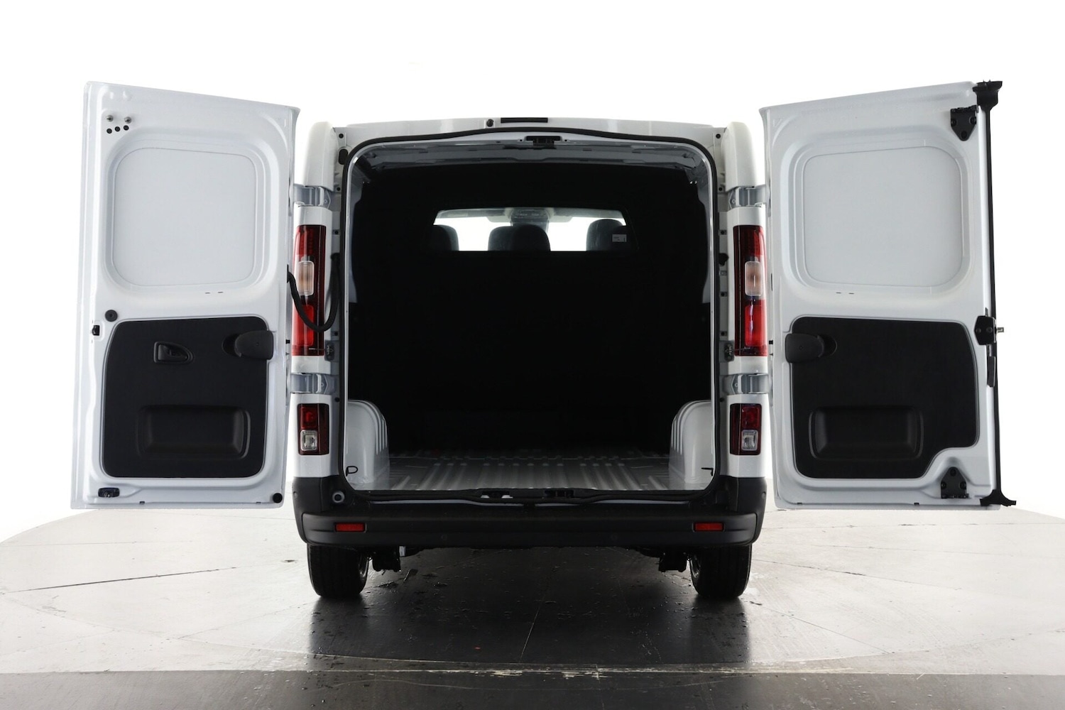 Used Renault Trafic 2025 for sale - 77247509: Photo 2