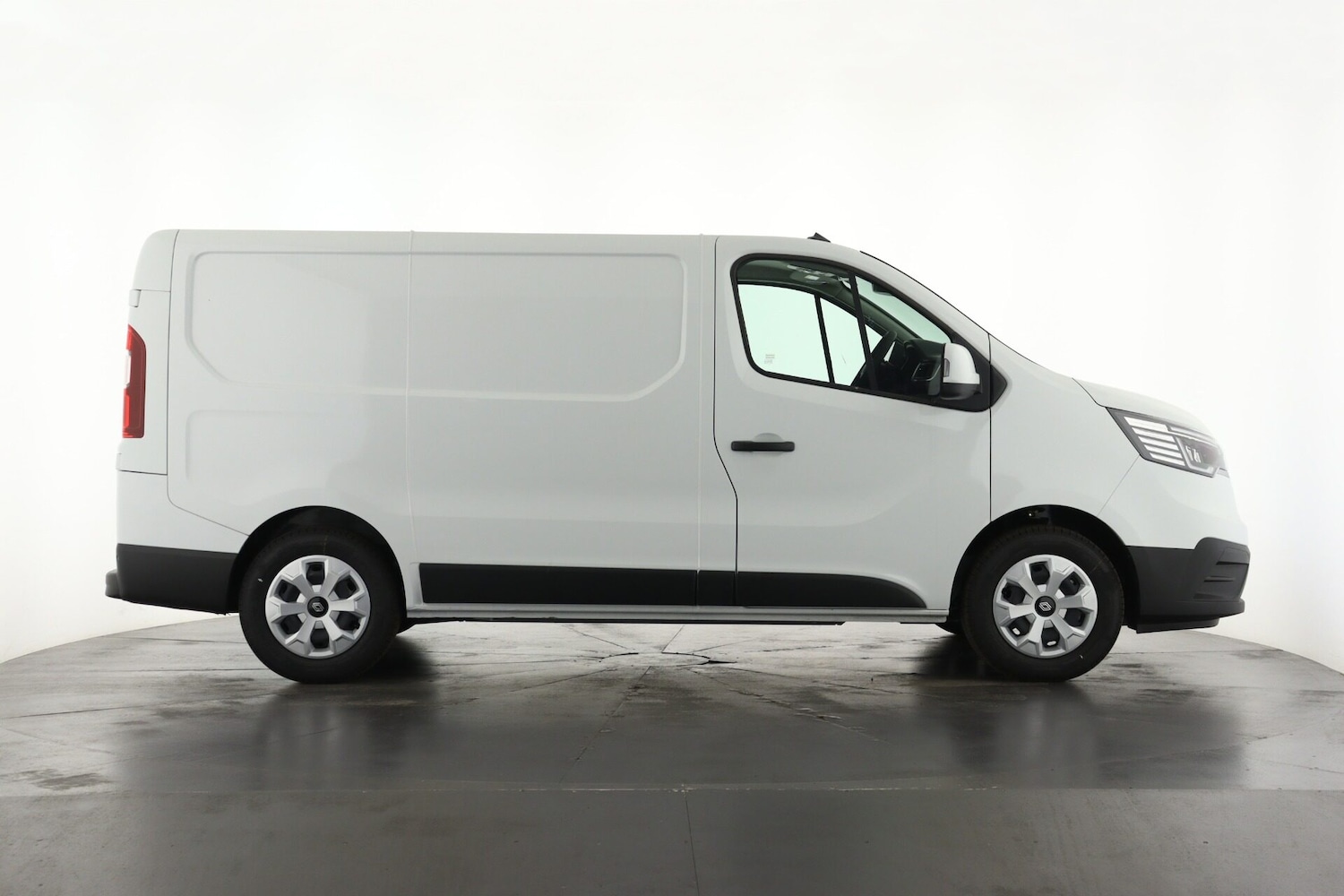 Used Renault Trafic 2025 for sale - 76904456: Photo 5