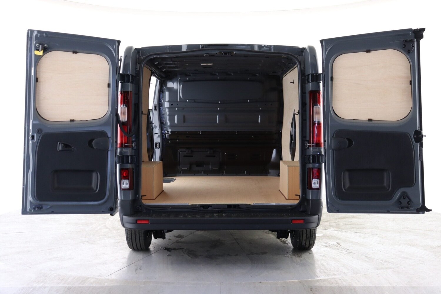 Used Renault Trafic 2026 for sale - 77873504: Photo 2