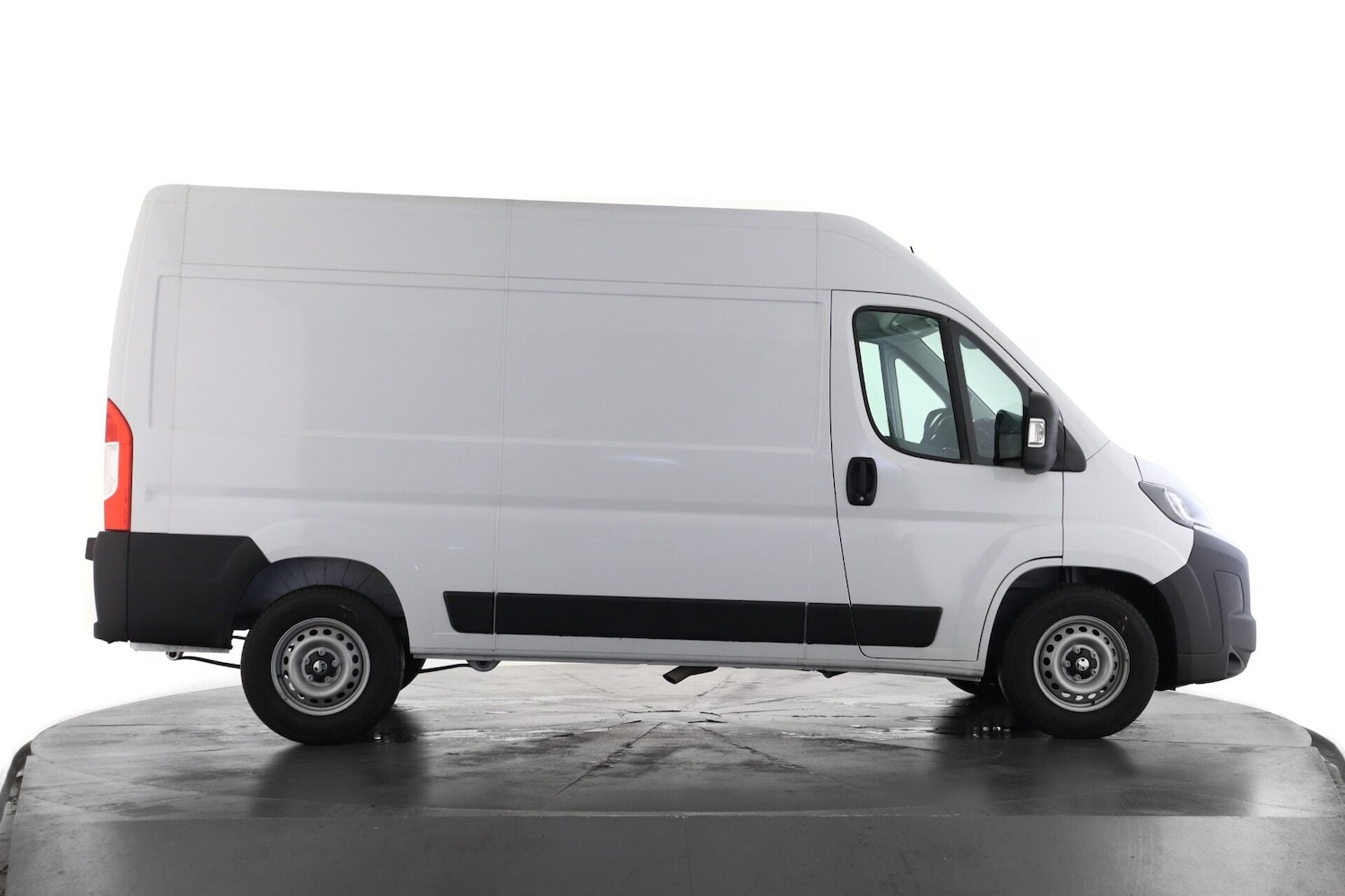 Used Vauxhall Movano 2025 for sale - 76982671: Photo 6