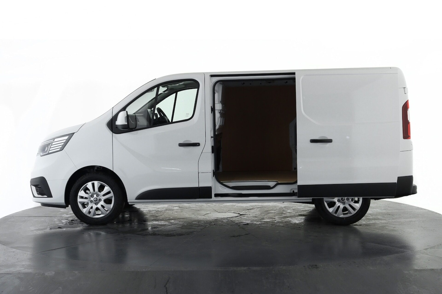 Used Renault Trafic 2025 for sale - 76492264: Photo 9